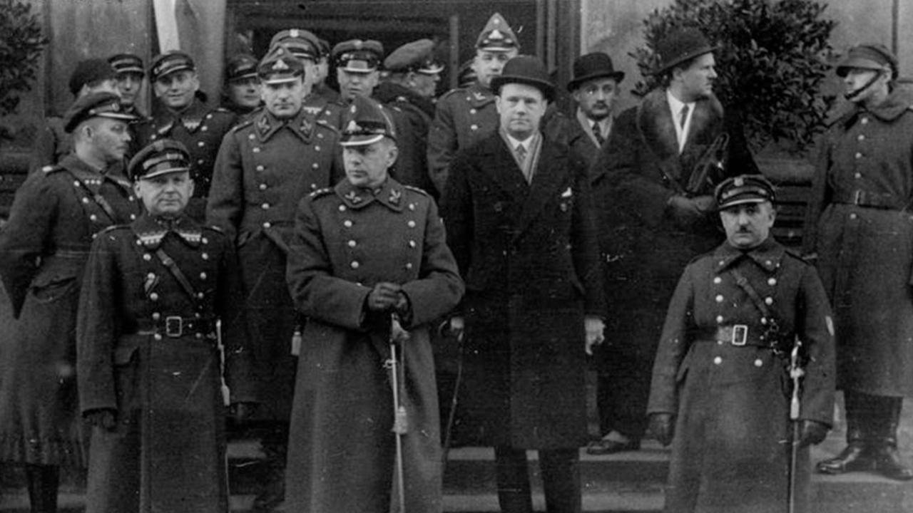 Genocidio: Atrocidades Nazis En La Urss